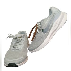 NWOB Nike Revolution 7 Wide Unisex Athletic Shoes